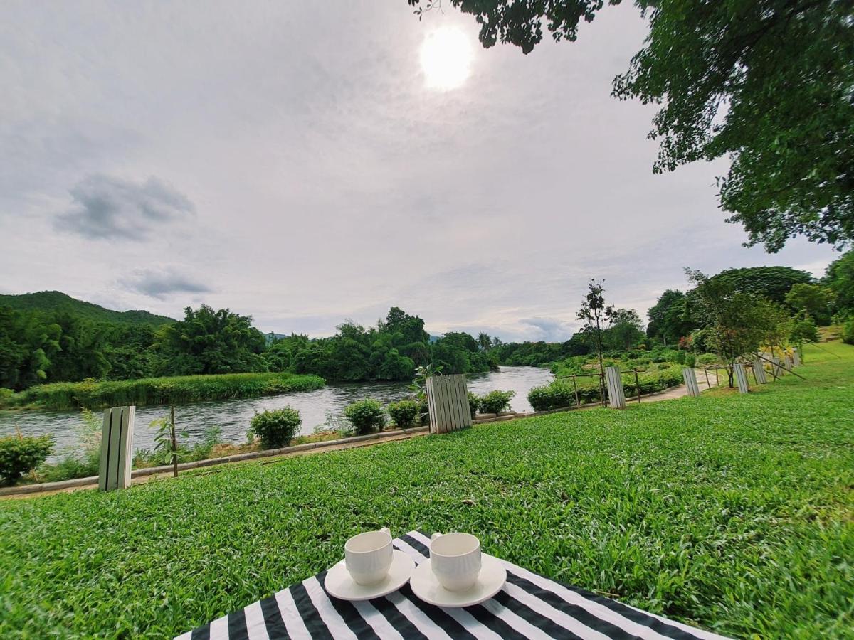 Aekpailin River Kwai Resort 칸차나부리 외부 사진