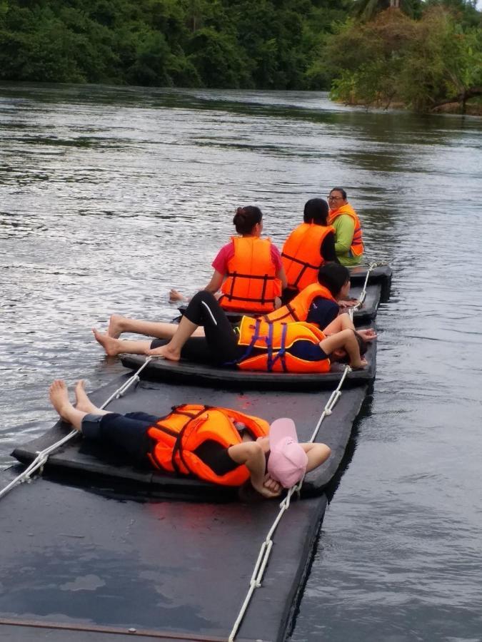 Aekpailin River Kwai Resort 칸차나부리 외부 사진
